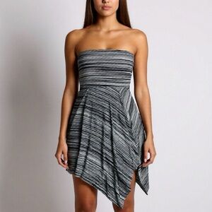 Ann Taylor Dress Strapless Jersey Stretch Cotton Stripe Asymmetrical Black White
